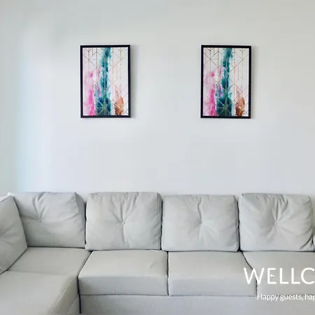 Apartamento Apto Para 6 Piso 12+balcon, En *